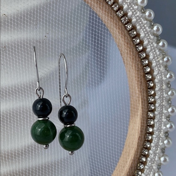 PETITE Jade & Onyx Dangle Gemstone Earrings - Picture 1 of 10
